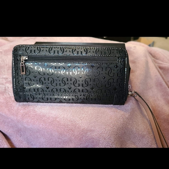 Black Guess wallet - Picture 2 of 6